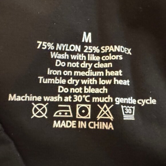 Copyleaf NWT Black Crossover Waisted Flared Legging Yoga Pants Size M - Picture 10 of 14